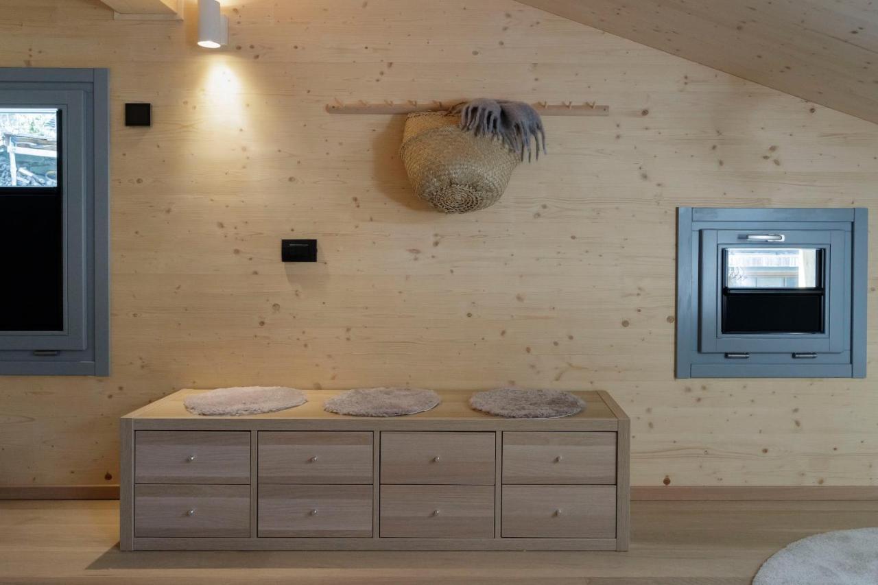 Hellochalet - Chalet Northern Lights - Family Ski Chalet With Garden Walking Distance Lift Valtournenche Exterior foto